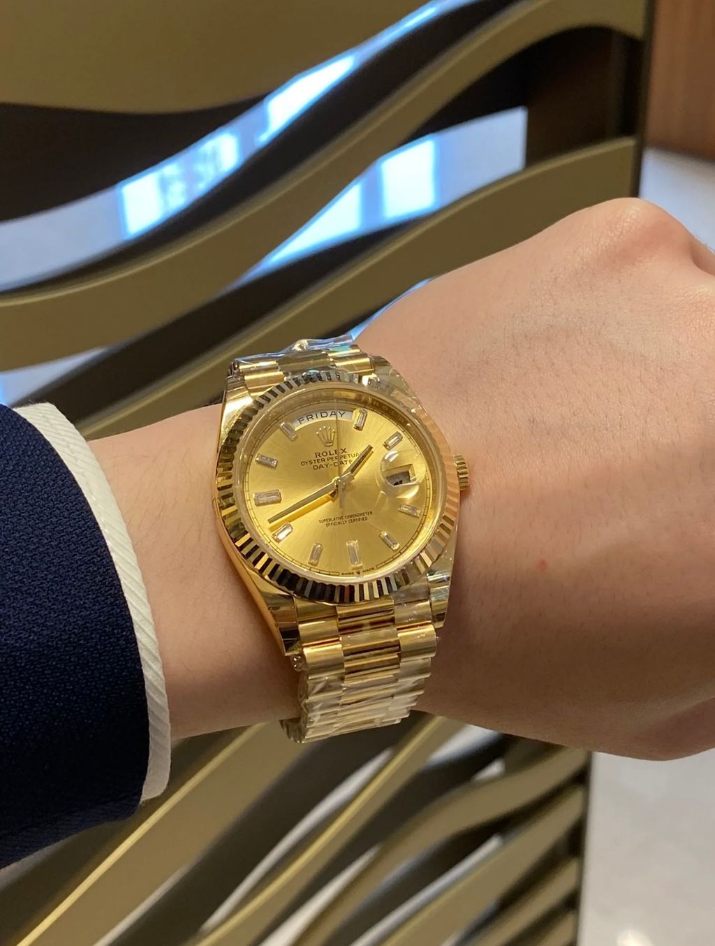 ROLEX DAY-DATE 香檳金鑽面12