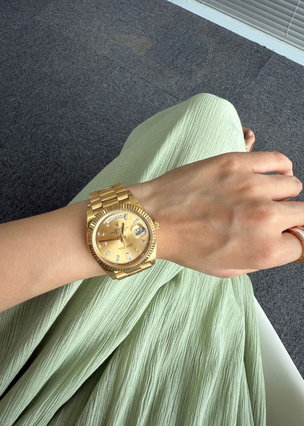 ROLEX DAY-DATE 香檳金鑽面7