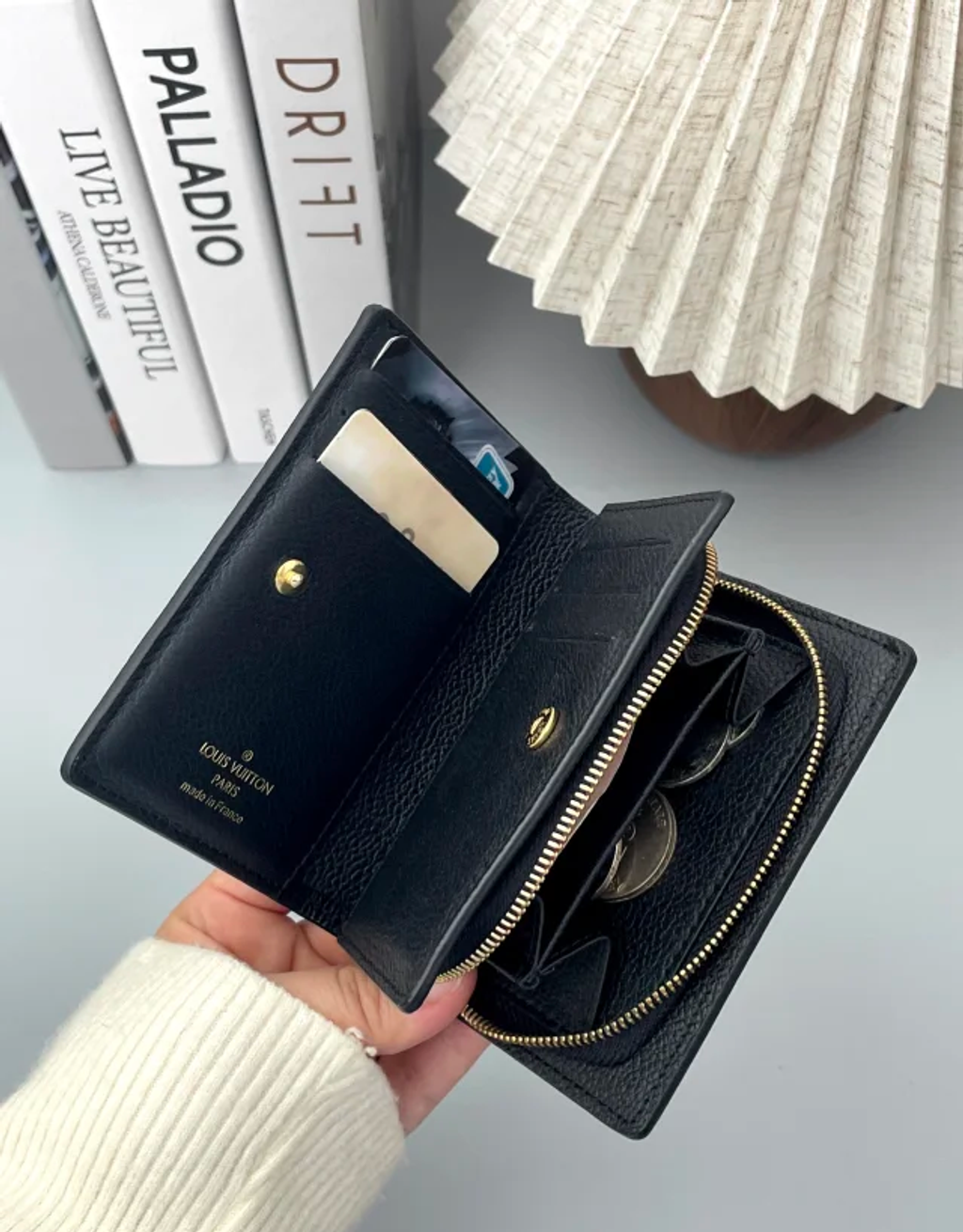 1040g2sg31io986dchakg5q0hueqhi1gs0jarev8!nc_n_webp_mw_1 (1)副本