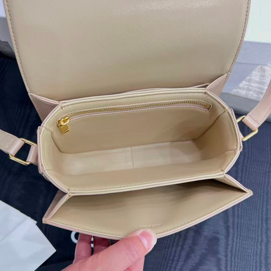 249431758015014_.pic