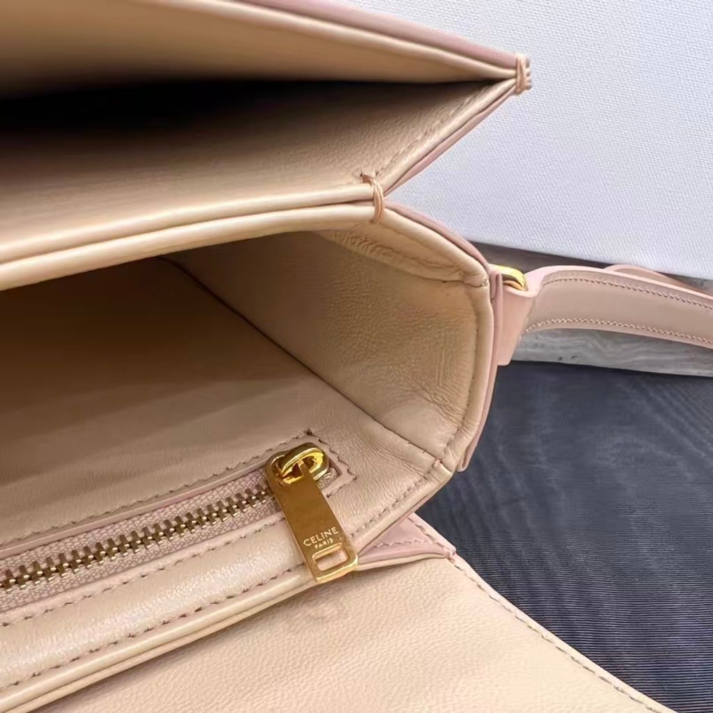 249441758015015_.pic