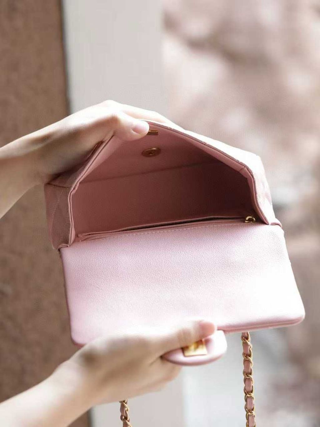 Annab   🍓 2025-10-10 14.05.09