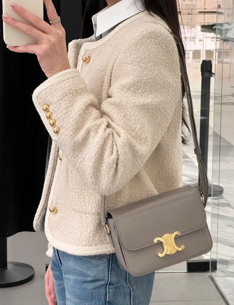 CELINE TEEN TRIOMPHE 亮澤牛皮革手袋7