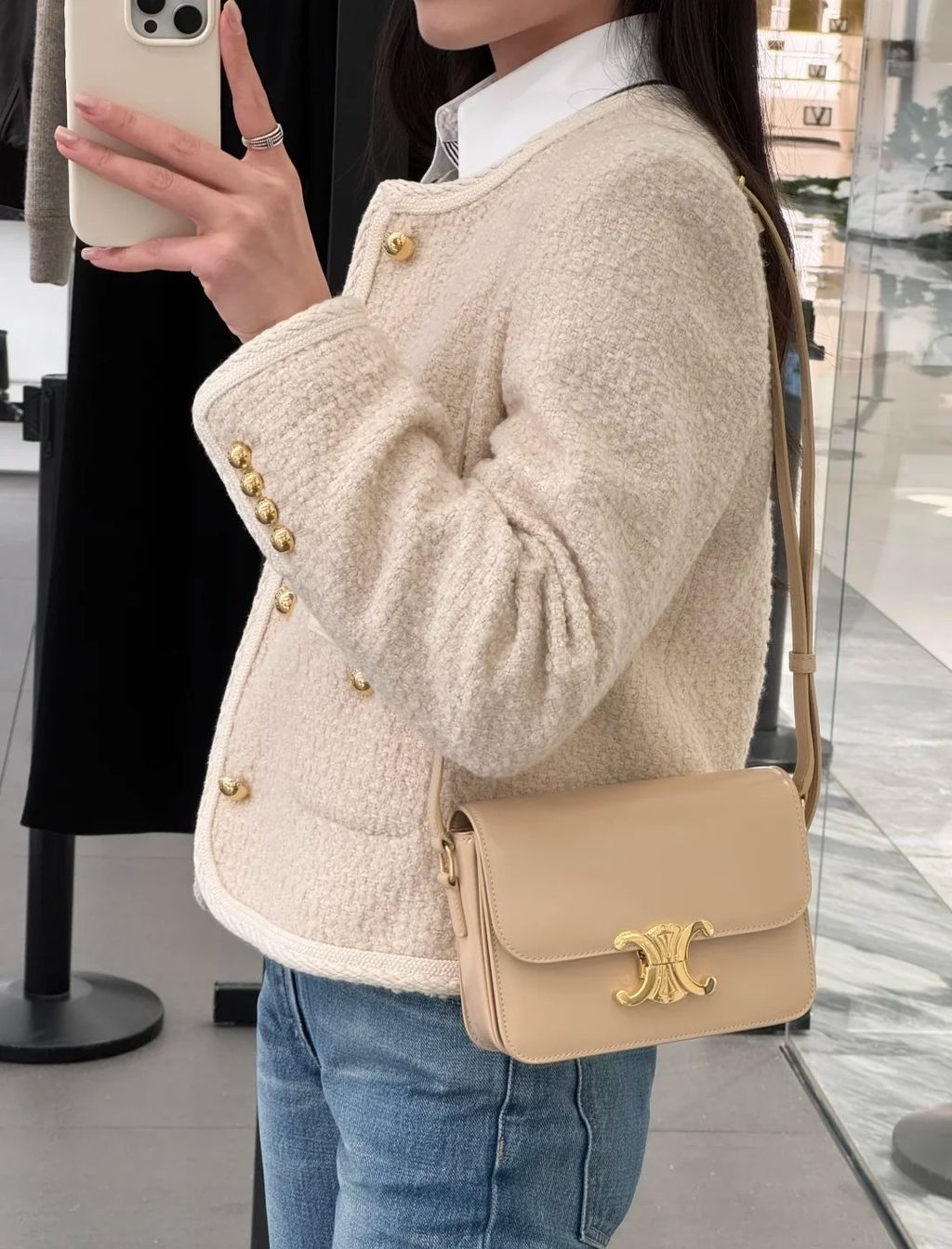 CELINE TEEN TRIOMPHE 亮澤牛皮革手袋6