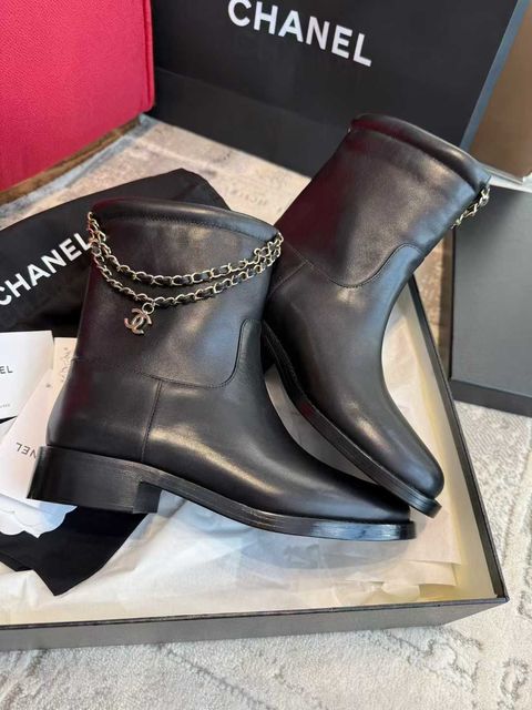 Annab   🍓 2025-10-10 14.08.16