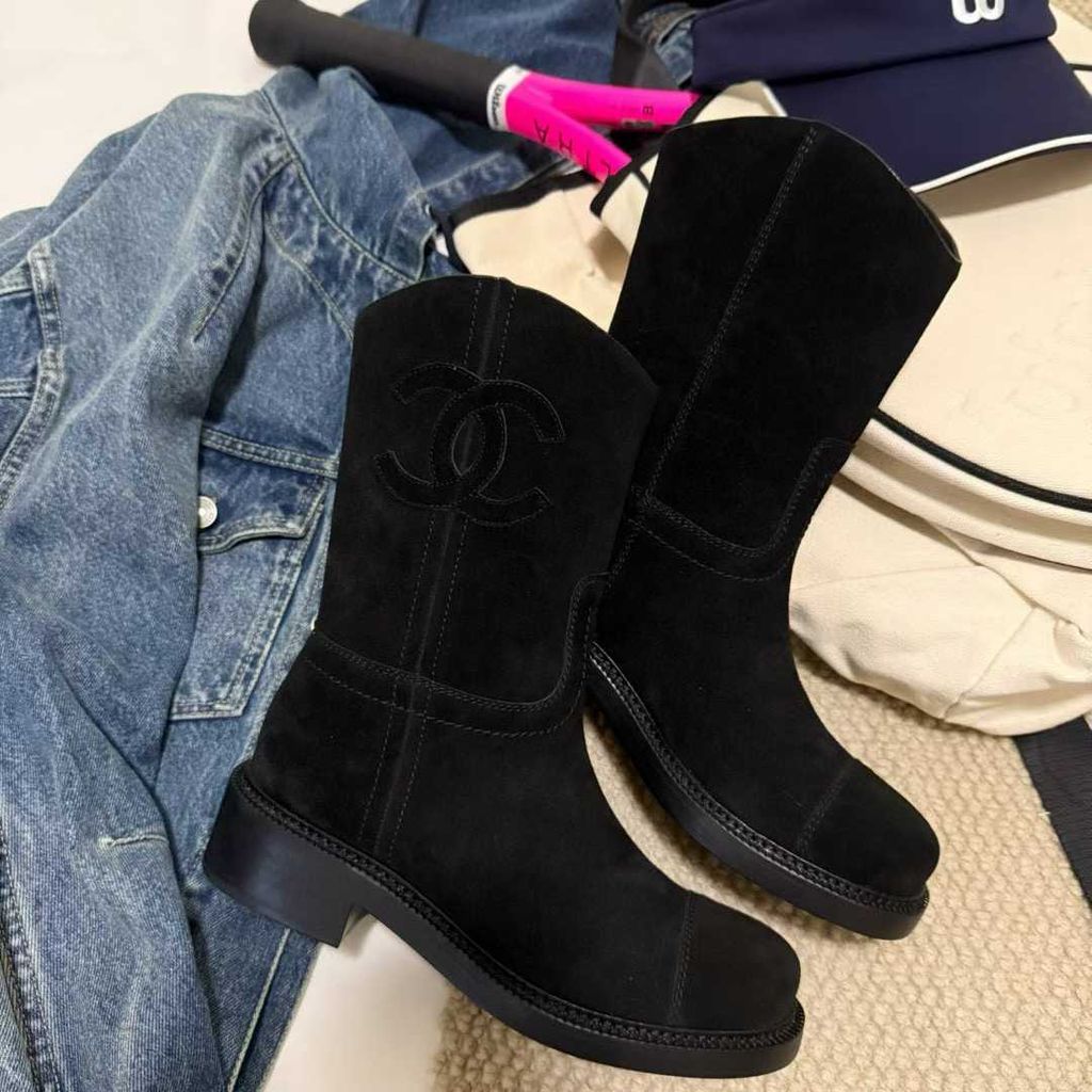 Annab   🍓 2025-10-10 14.06.24