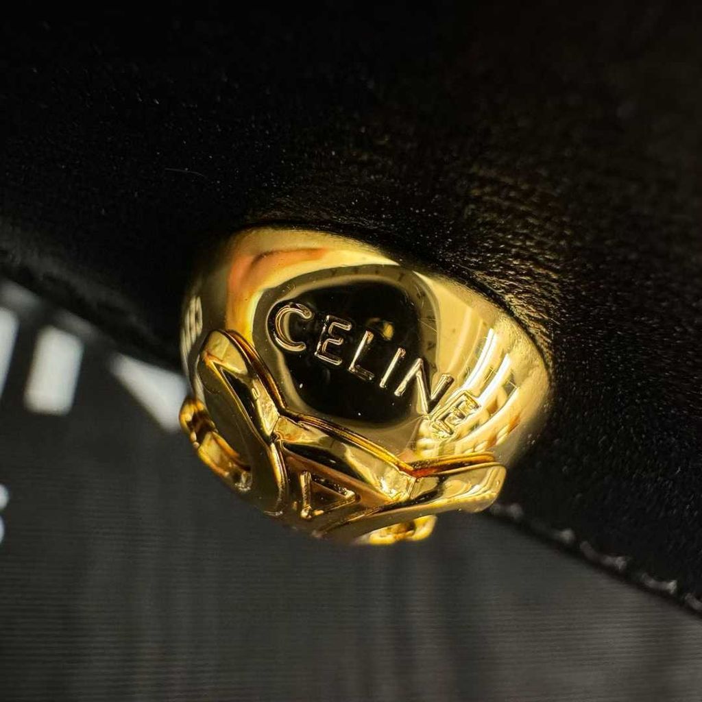 Annab   🍓 2025-10-10 14.06.05