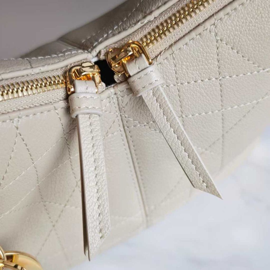 Annab   🍓 2025-10-10 13.59.45