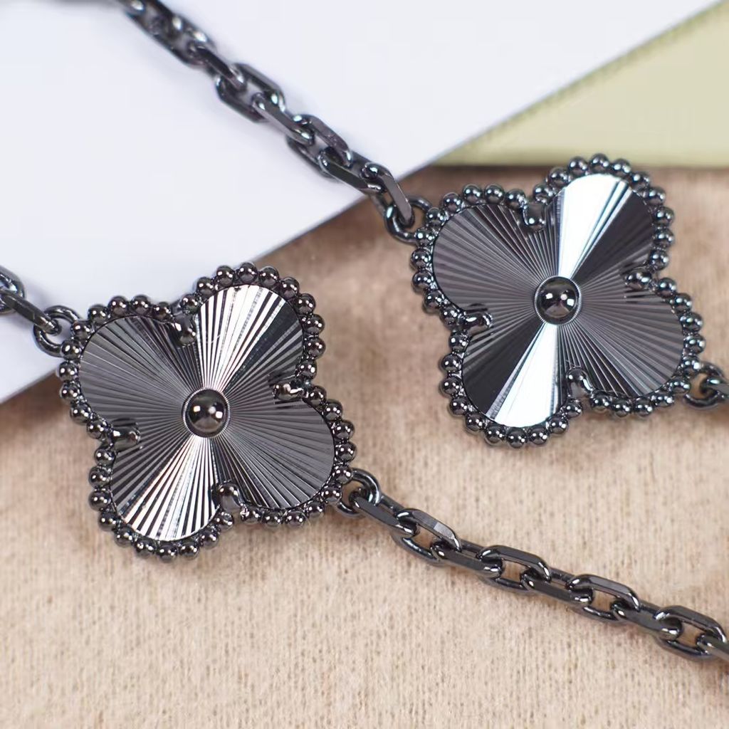 VCA VINTAGE ALHAMBRA 5枚四葉幸運圖騰手鍊 黑武士8.pic