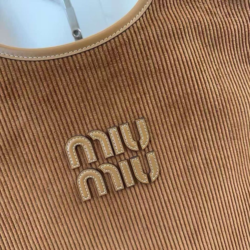 MIU MIU IVY 燈芯絨托特包 棕色1
