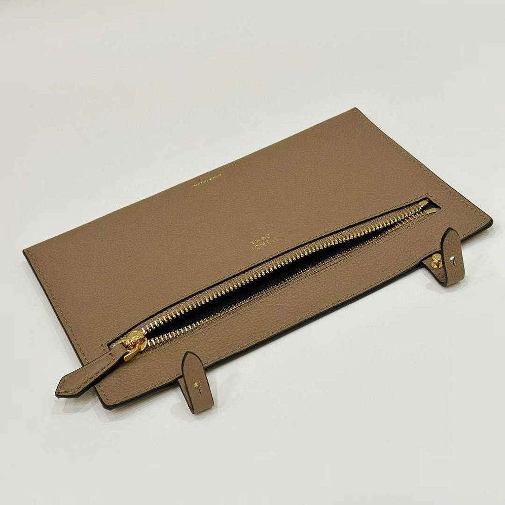 Annab   🍓 2025-10-10 10.41.56