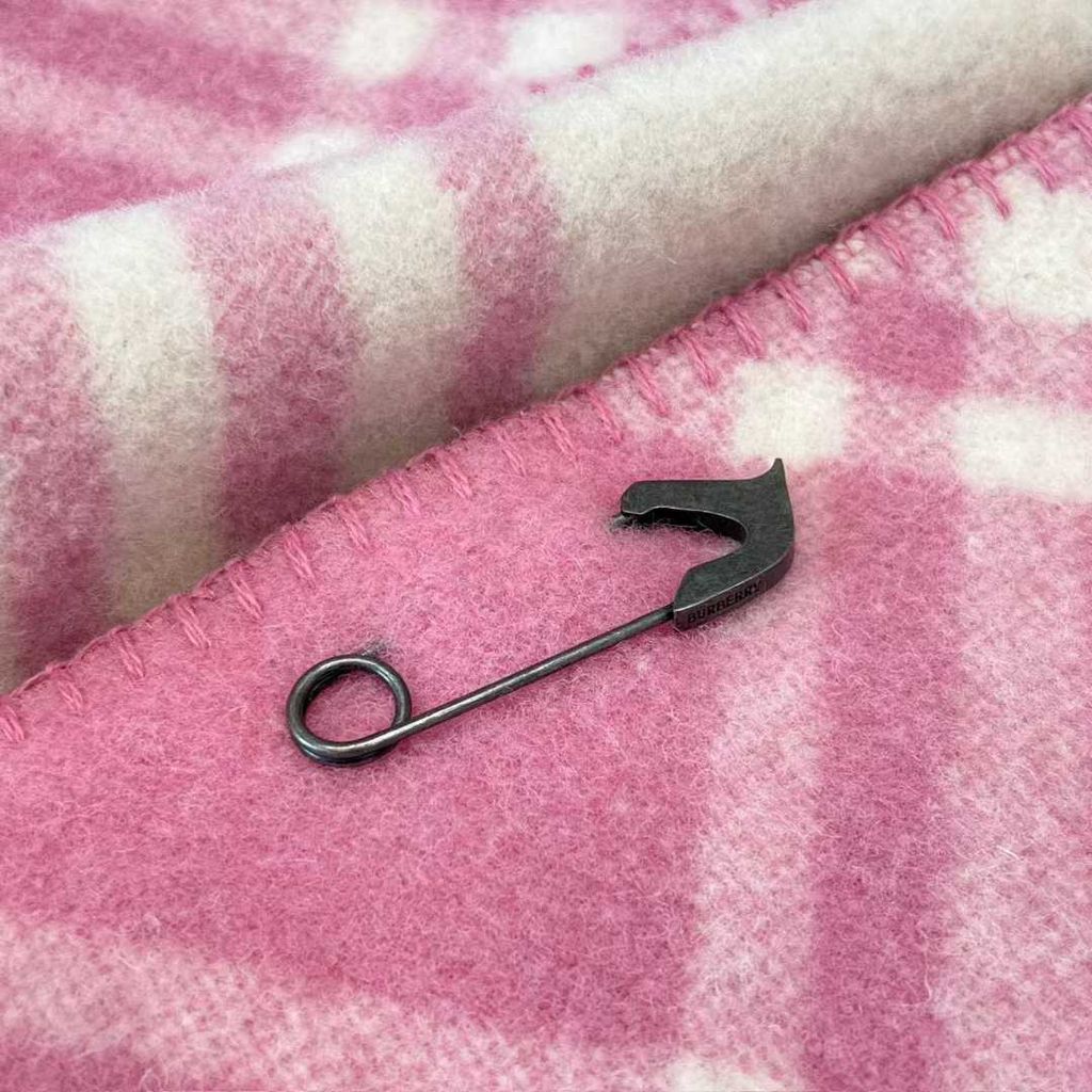 Annab   🍓 2025-10-10 10.57.44