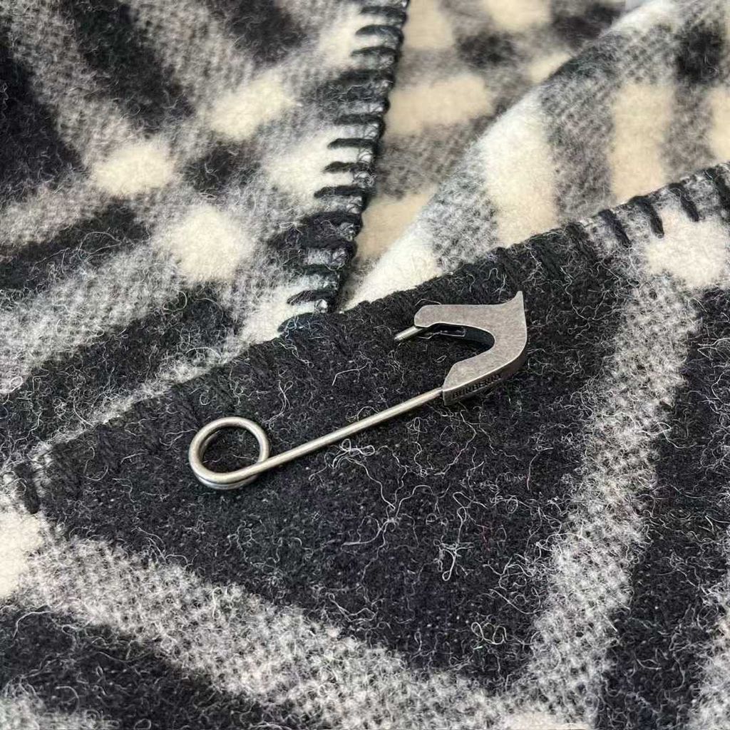 Annab   🍓 2025-10-10 11.03.56