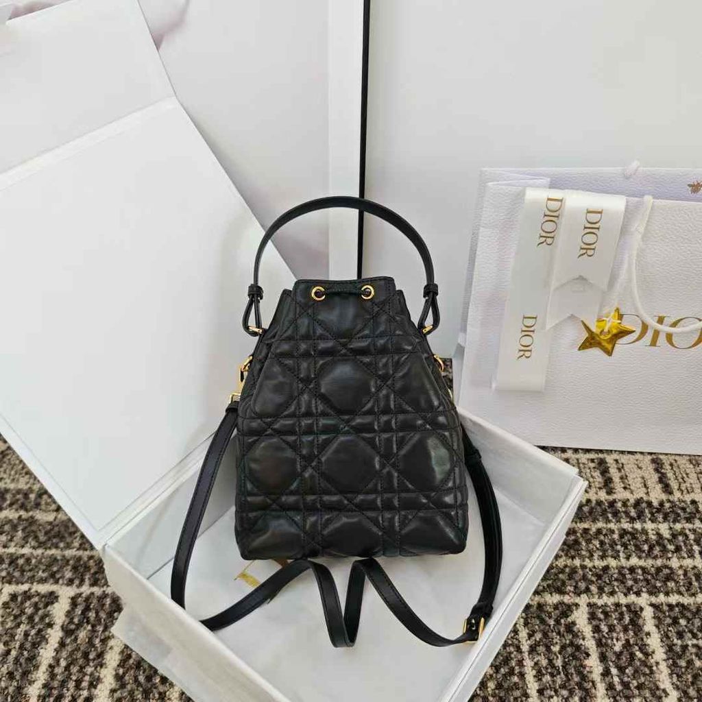 DIOR CARO 水桶包 黑色12.42.56