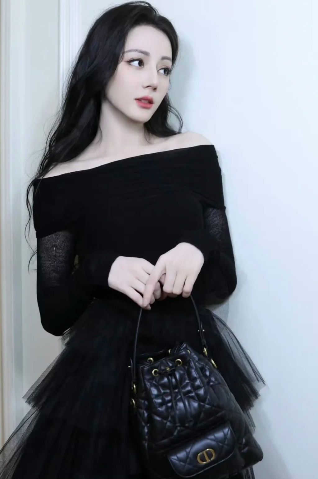 Dior新款水桶包也太好看了吧_1_南英姬工作室_来自小红书网页版