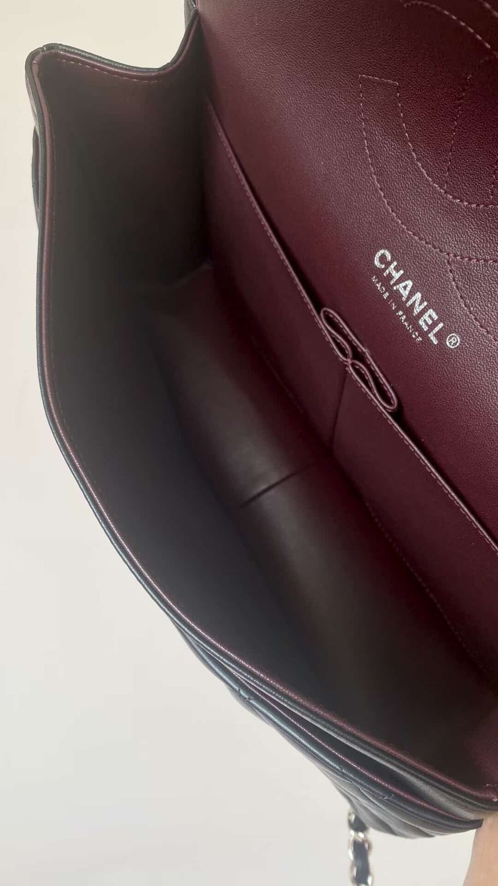 5CB007B7-F5D1-47FA-AD74-9558076BB320