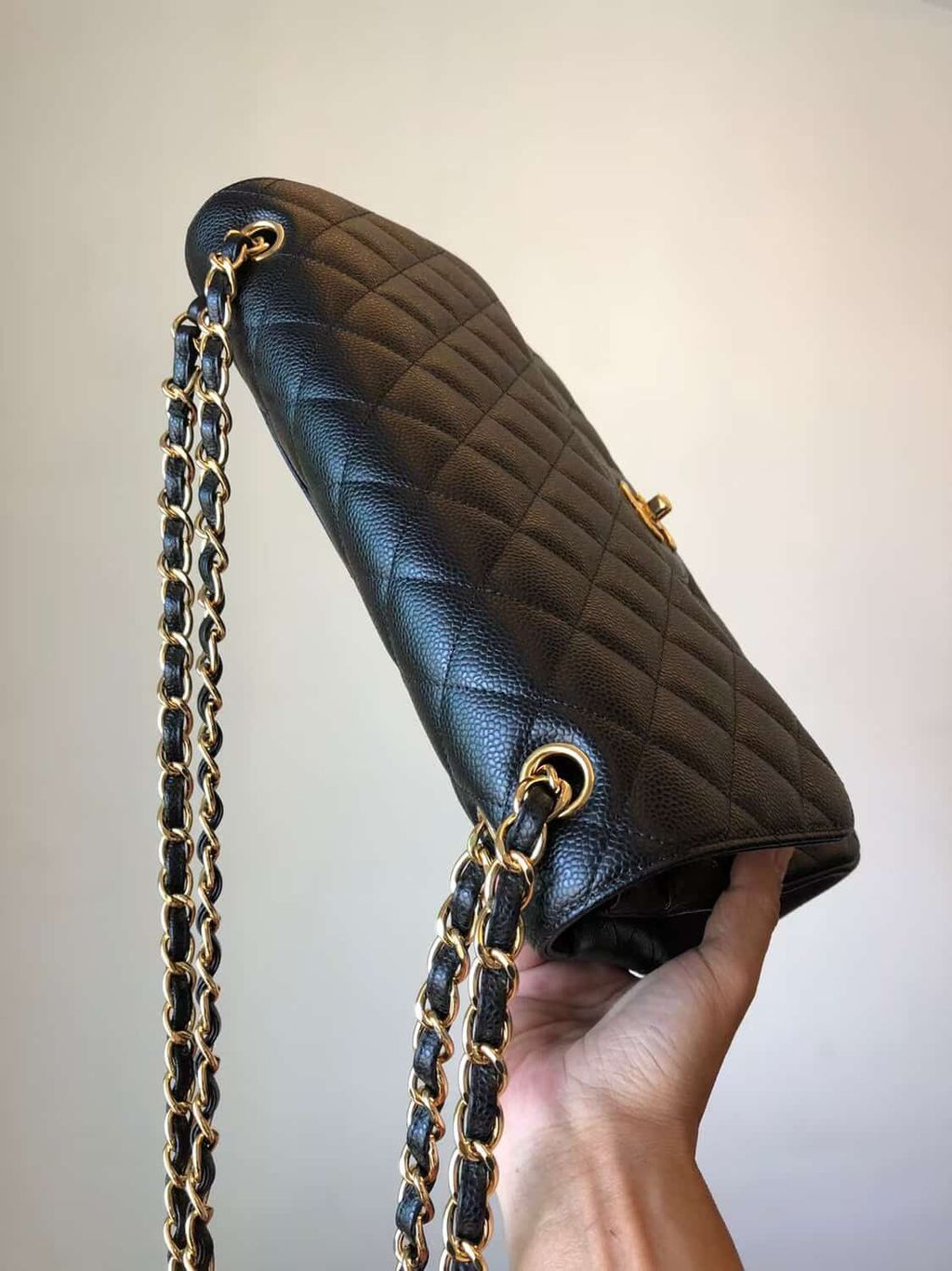 229750A4-0D5D-4E43-A875-E8ED9A59A54C