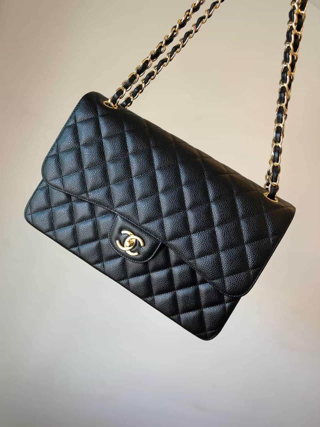 8BA57269-7A1C-4837-8B8D-66F90C183EC6