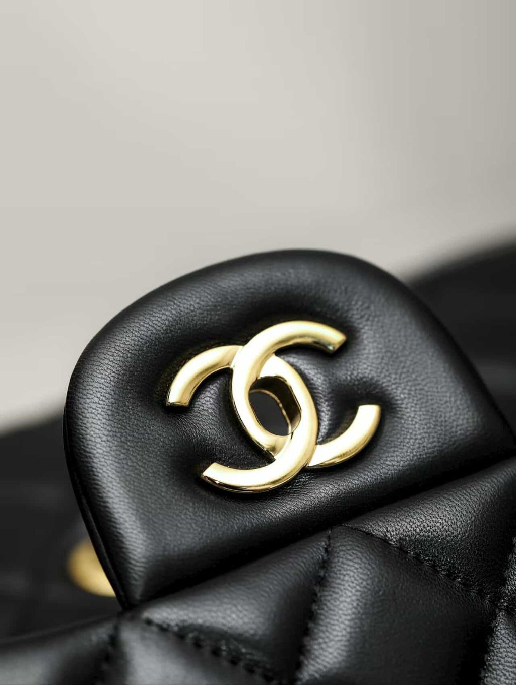 3E02A325-C285-46C2-97AF-3DC38EA7F8BC