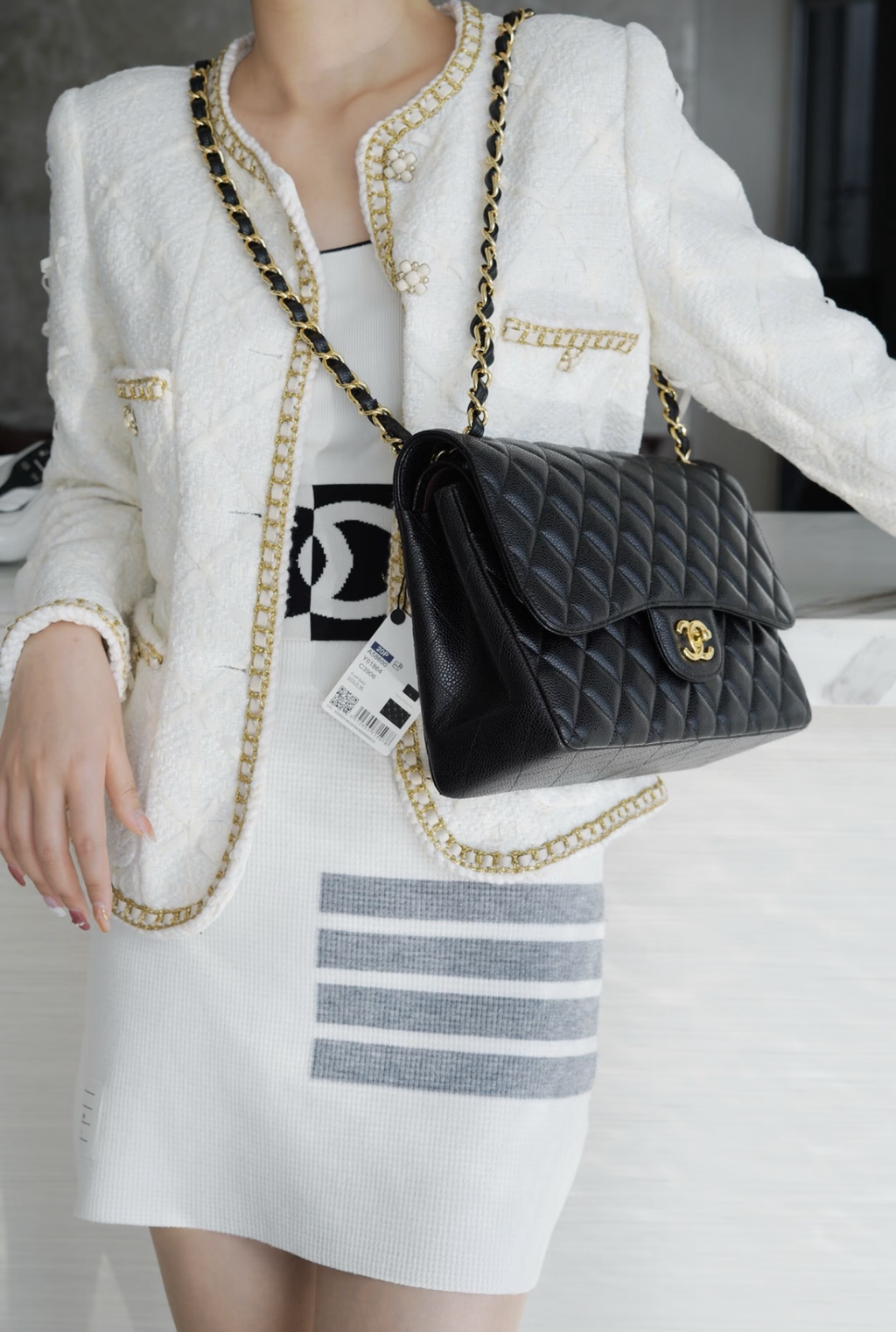 CHANEL 11.12 JUMBO 黑色牛皮經典口蓋包 CF30CM11