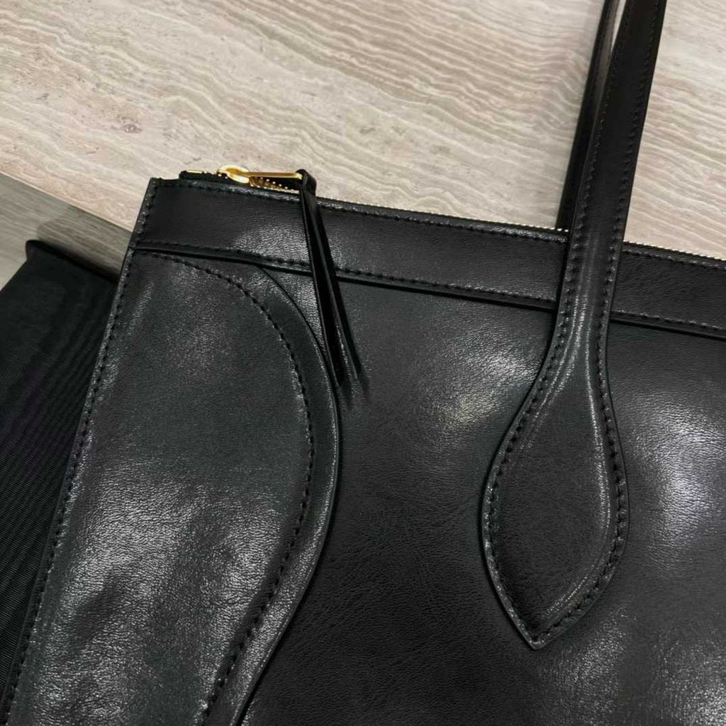 Annab   🍓 2025-11-11 11.02.43