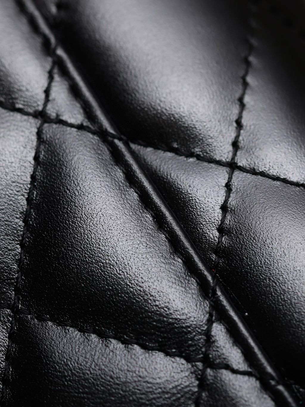 CHANEL 25S 雙金珠 化妝盒子包11