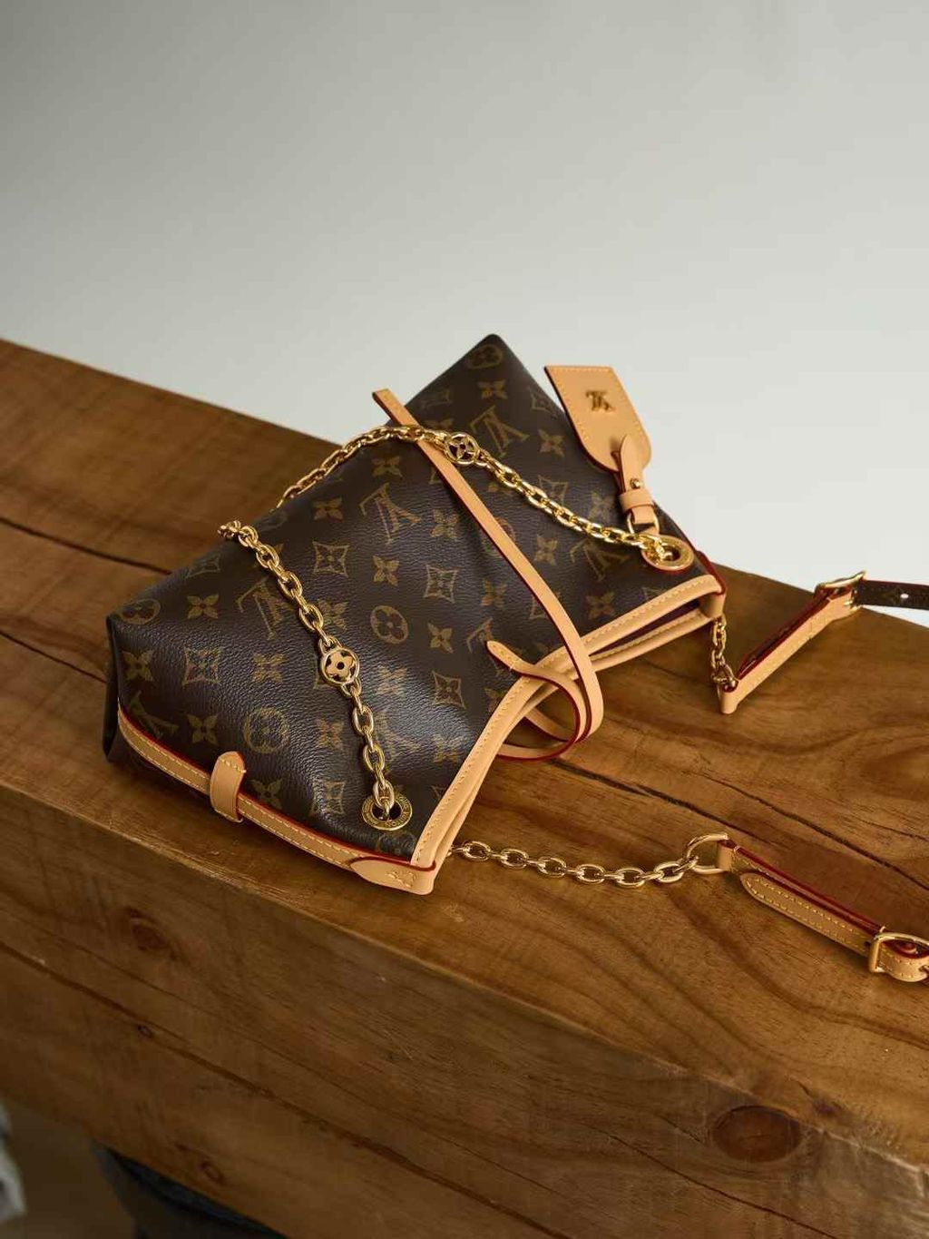 LV CARRYALL BB 斜背:肩背包 M12888•M1301410.39.56