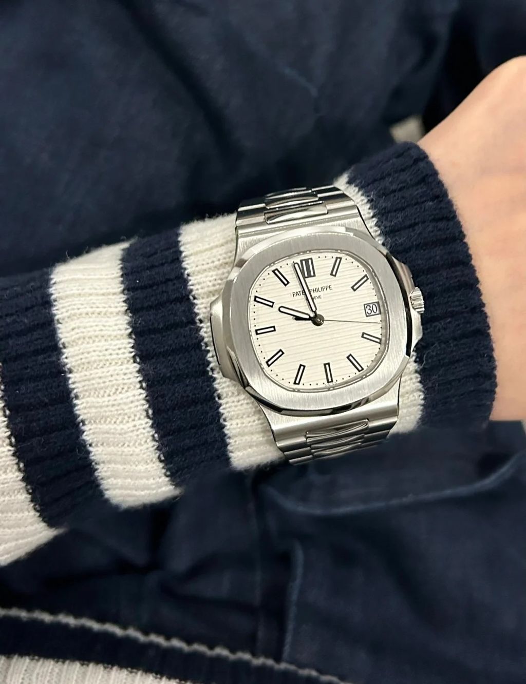 PATEK PHILIPPE 雪山白 鸚鵡螺4