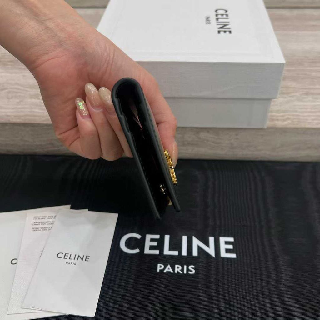 Annab   🍓 2025-11-11 10.59.47