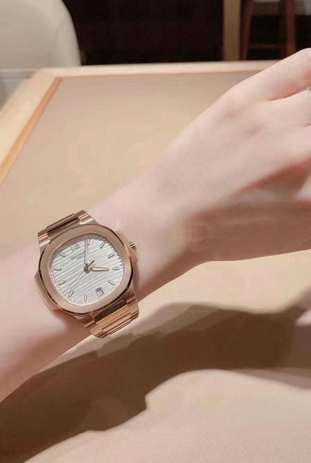 PATEK PHILIPPE NAUTILUS 鸚鵡螺 7118:1R 玫瑰金白盤6