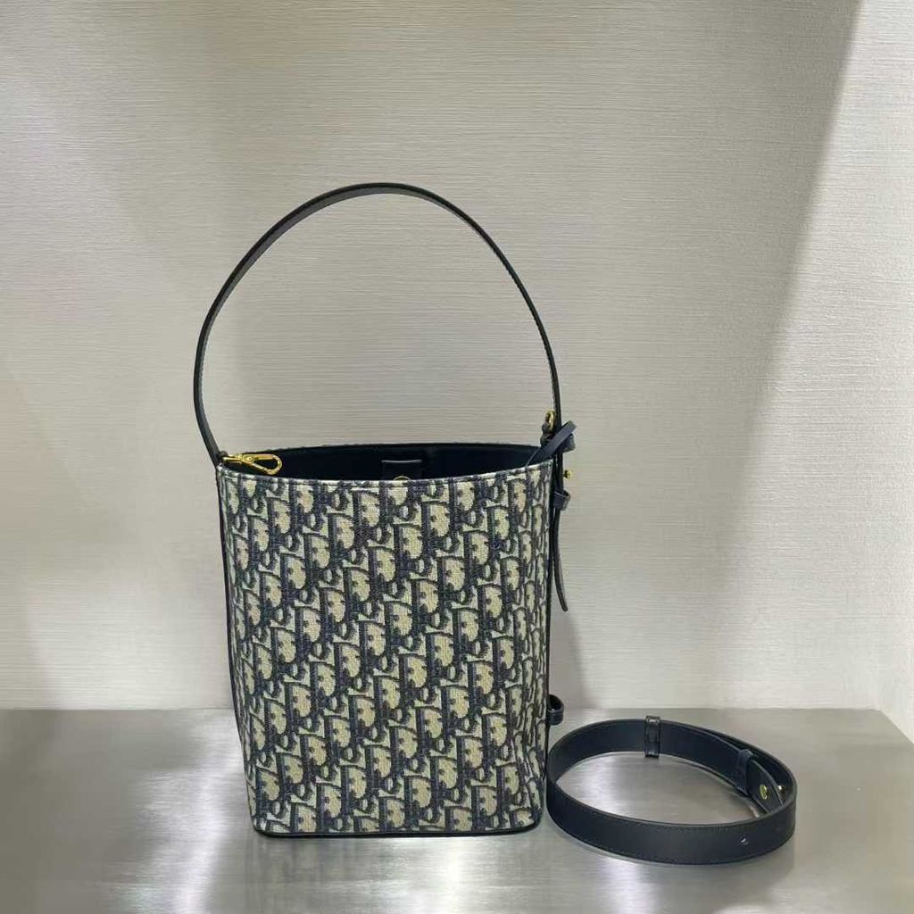 Annab   🍓 2025-11-11 10.54.45