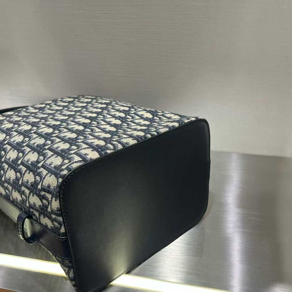 Annab   🍓 2025-11-11 10.54.47