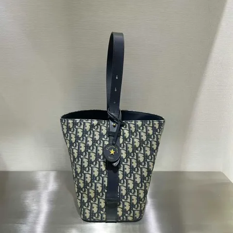 Annab   🍓 2025-11-11 10.54.46