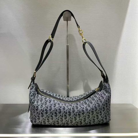 Annab   🍓 2025-11-11 10.55.00