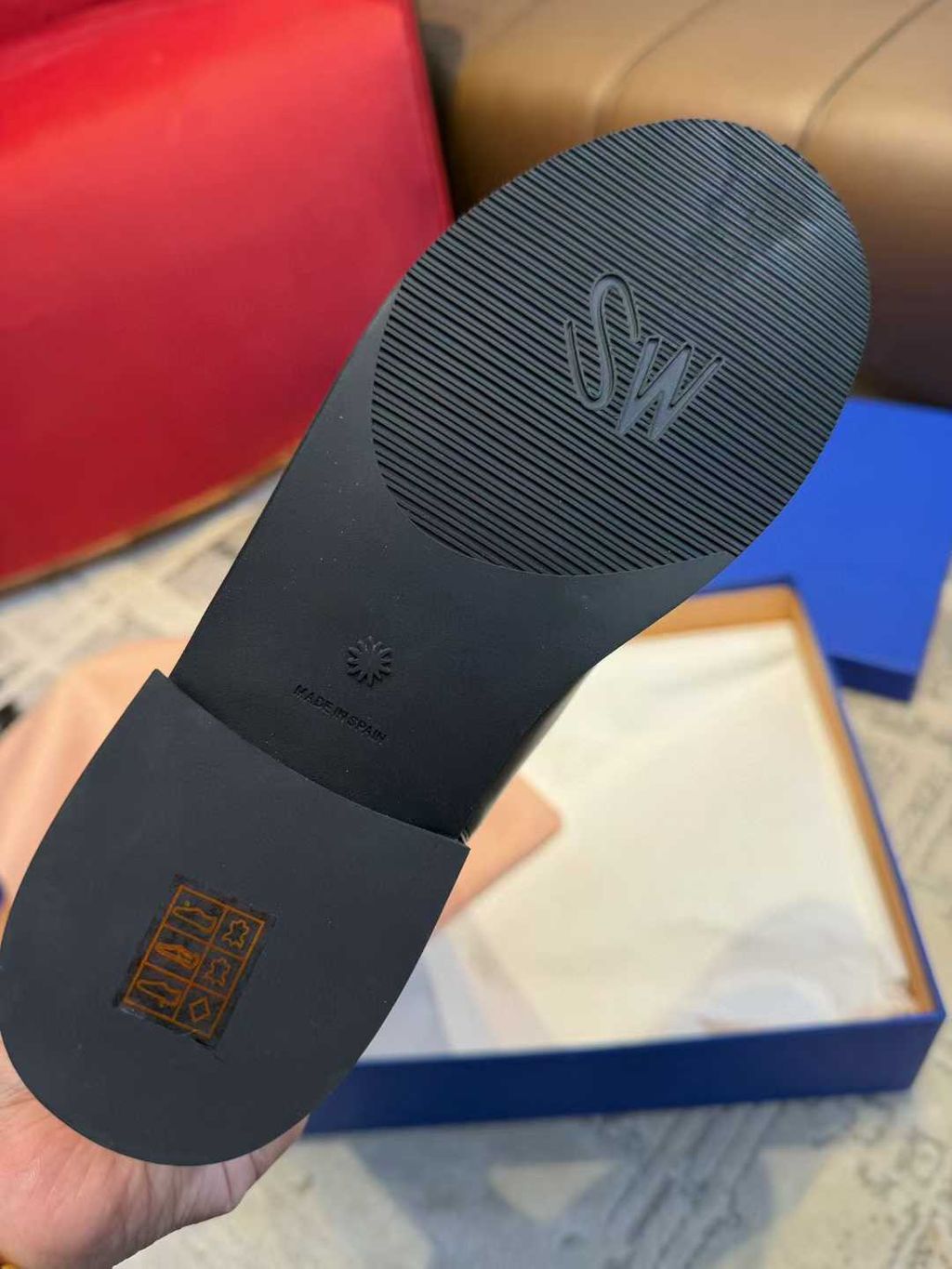 Annab   🍓 2025-11-11 10.57.42