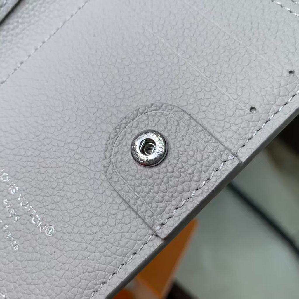 image_5B322D9A-CCFC-48B3-BE17-A24C8EB510B0_1765171077