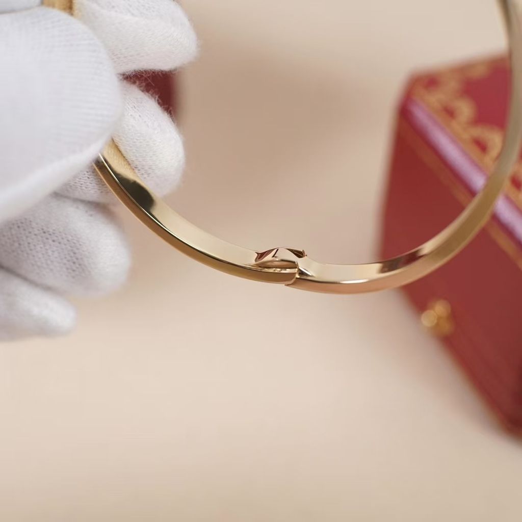 6ea02a5e742a2098f53085703d500c3f 3