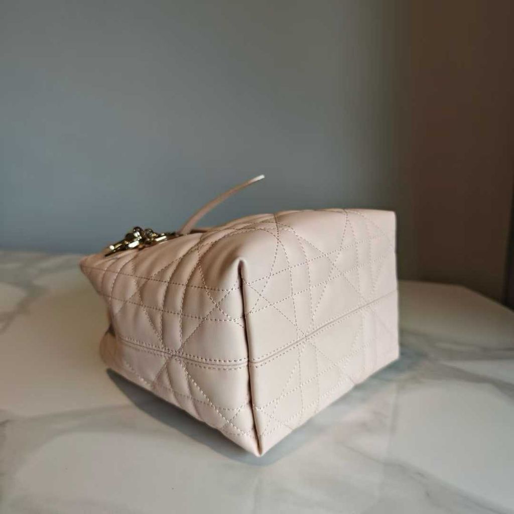 Annab   🍓 2025-12-12 17.04.08