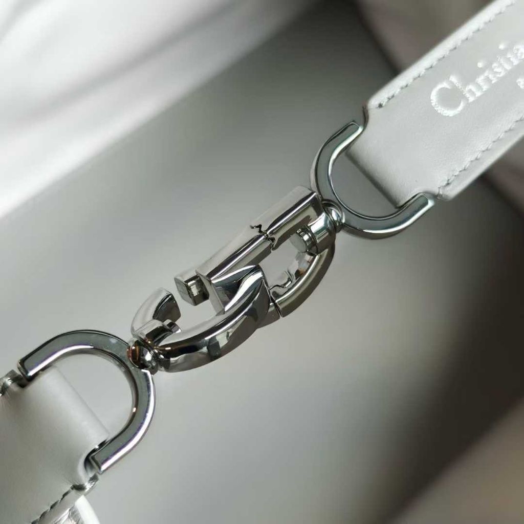 Annab   🍓 2025-12-12 17.17.18