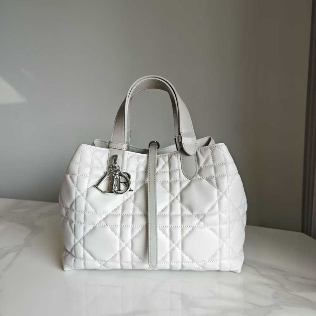 Annab   🍓 2025-12-12 17.17.11