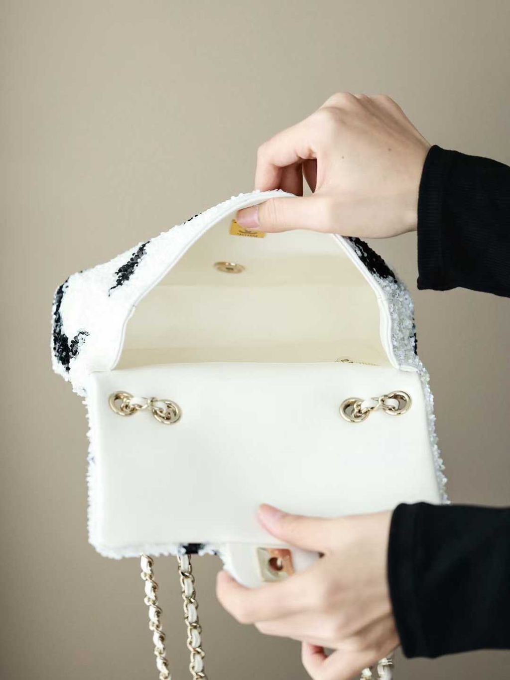 Annab   🍓 2025-12-12 15.50.52