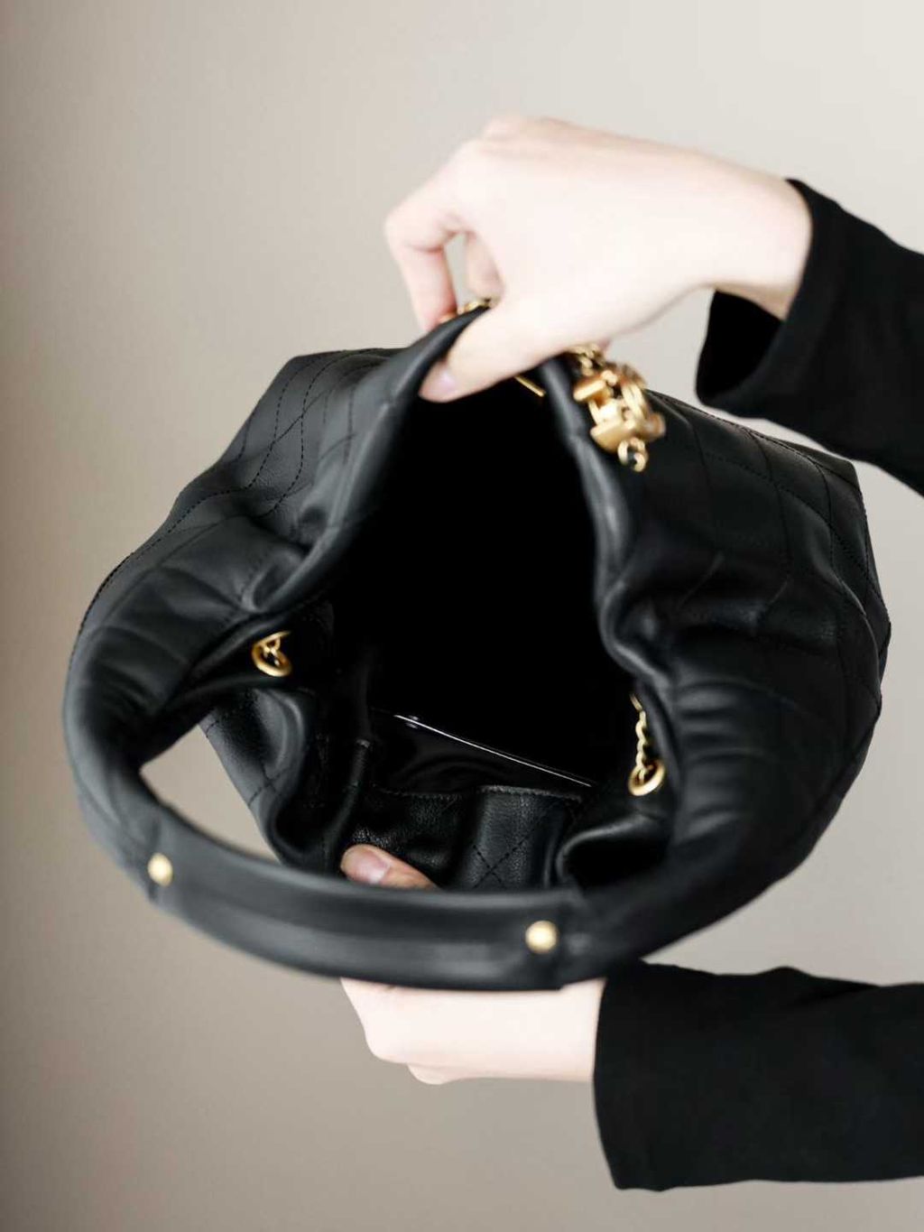 Annab   🍓 2025-12-12 16.00.18