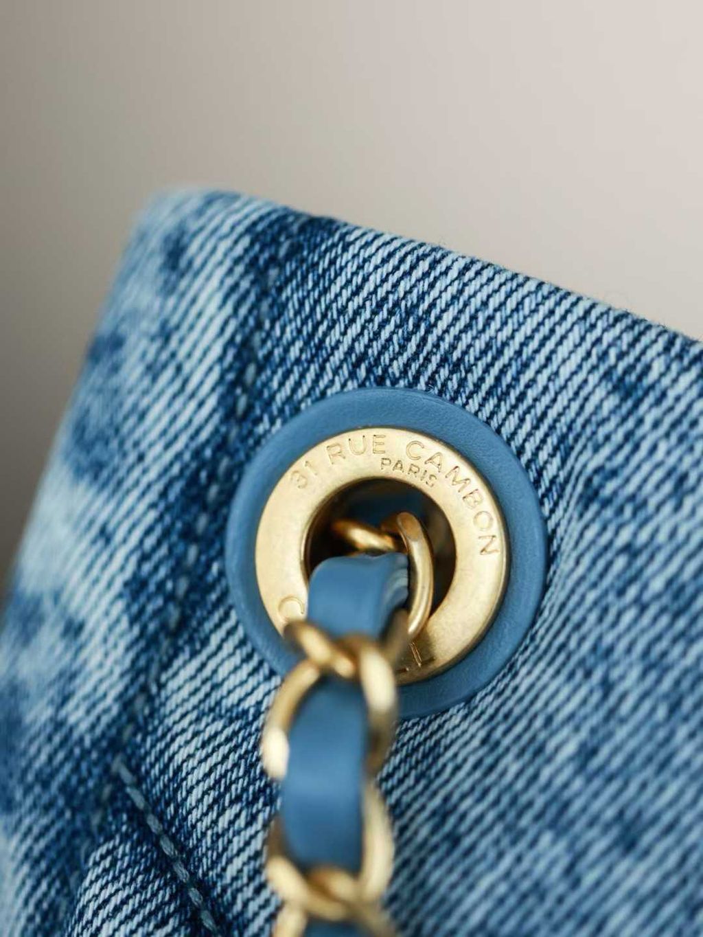 Annab   🍓 2025-12-12 16.00.56