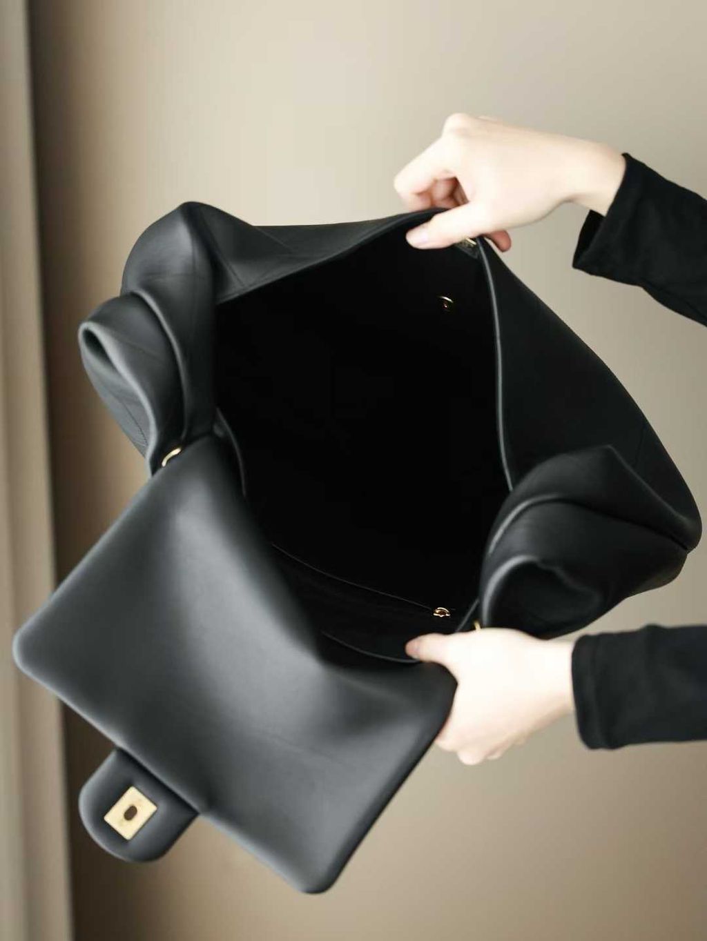 Annab   🍓 2025-12-12 16.01.06