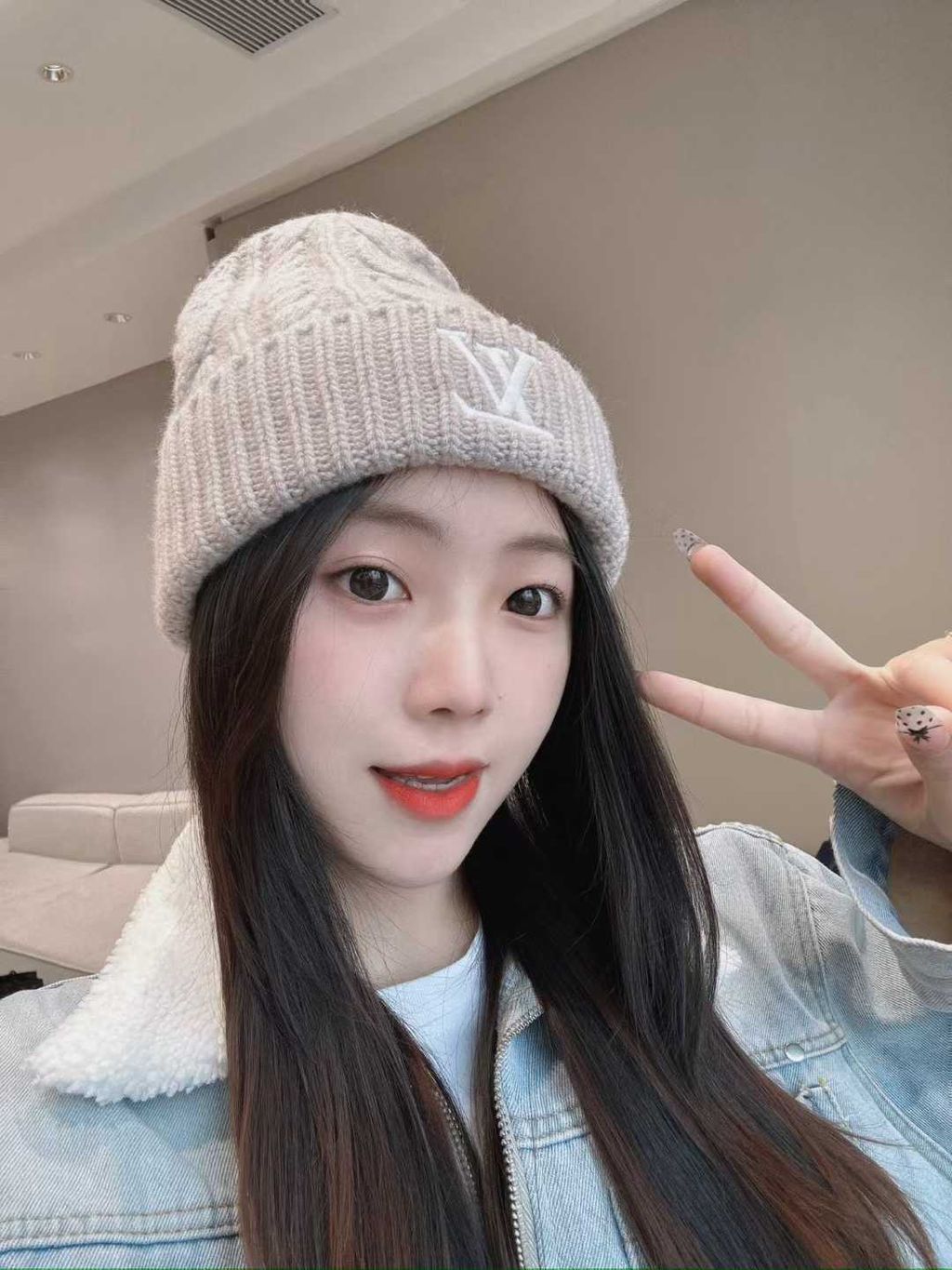 Annab   🍓 2025-12-12 11.31.29