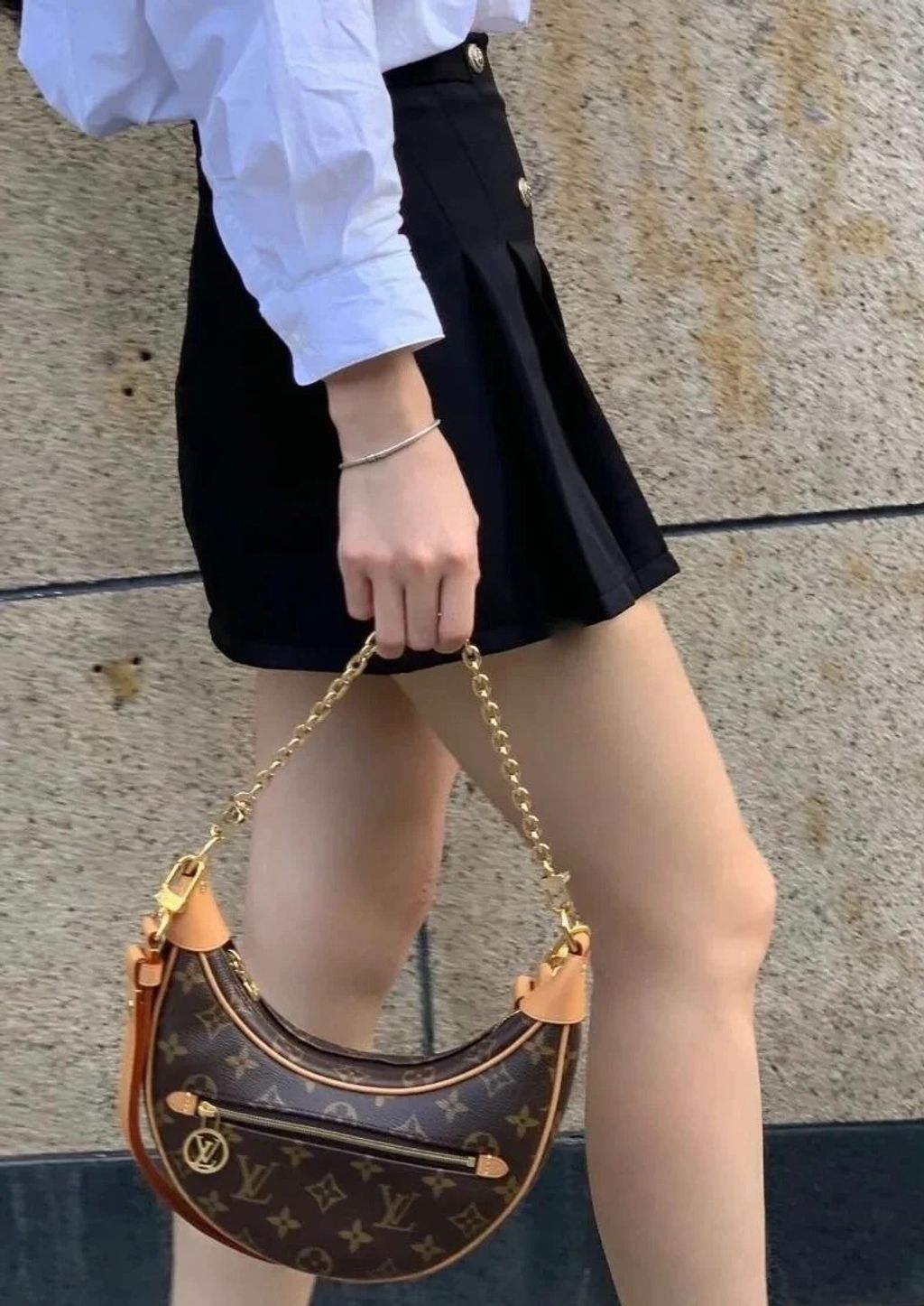 LV LOOP 月亮包 豌豆包 M810981