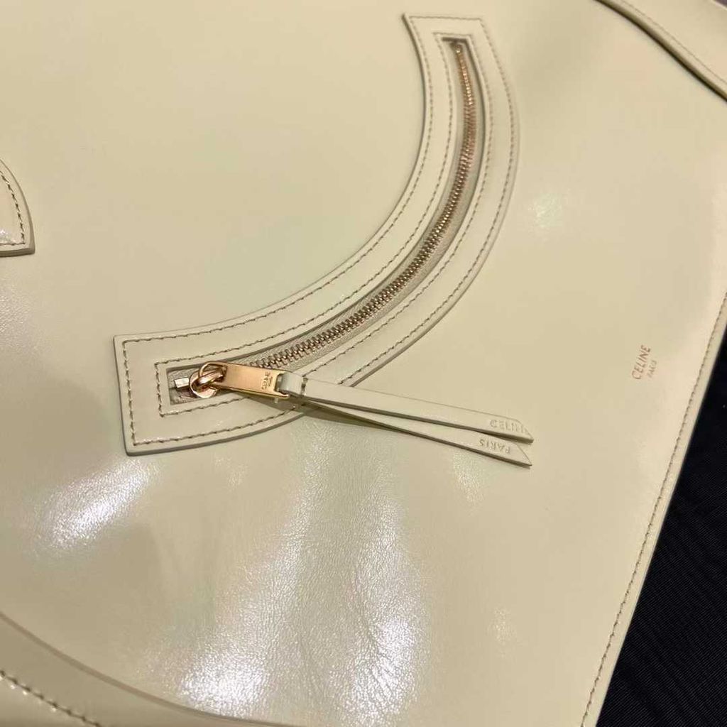 Annab   🍓 2025-12-12 11.31.00