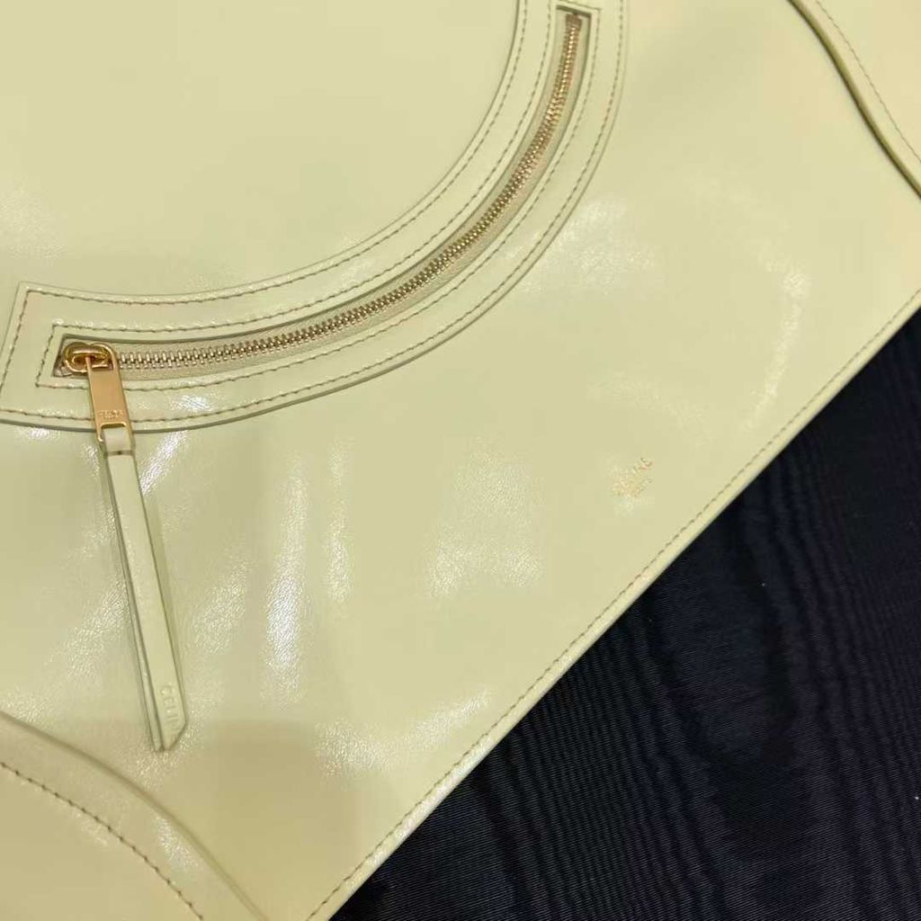 Annab   🍓 2025-12-12 11.30.58