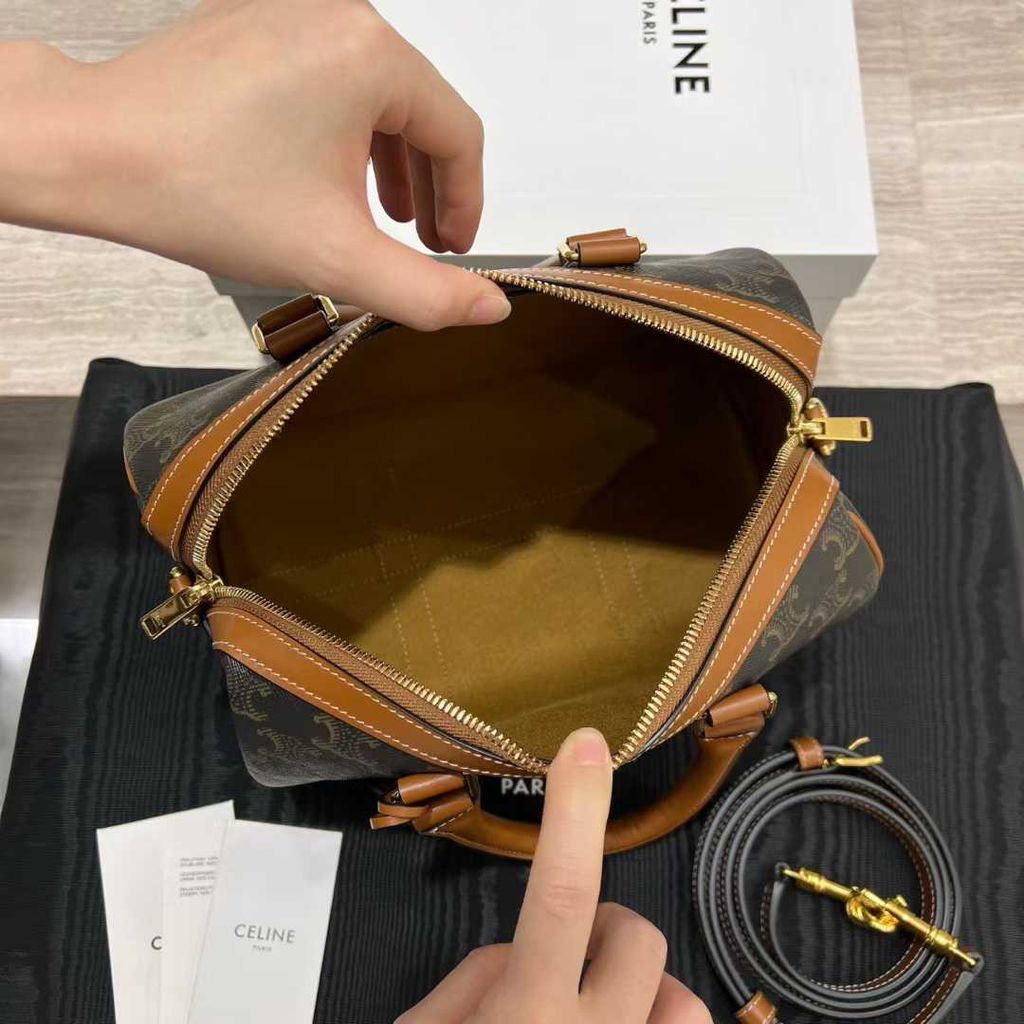 Annab   🍓 2025-12-12 11.30.43