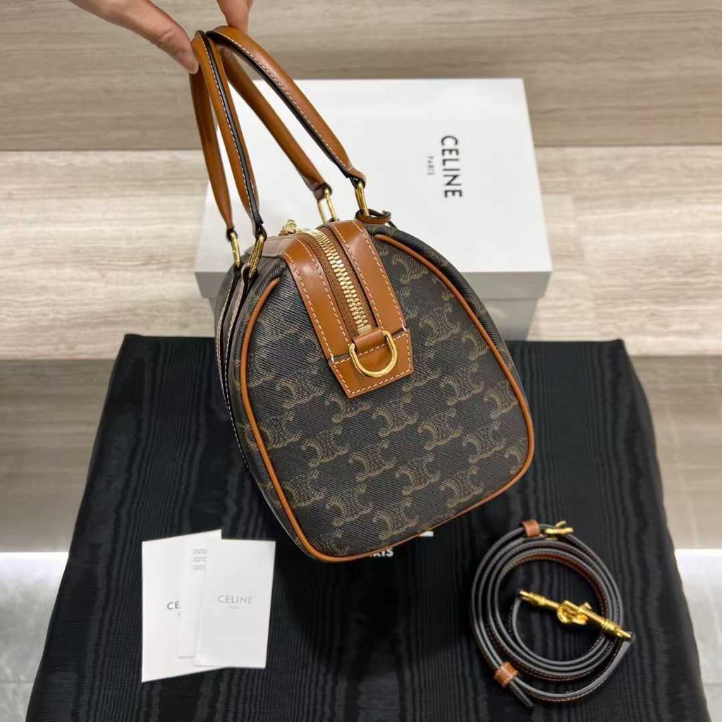 Annab   🍓 2025-12-12 11.30.41